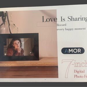 AiMOR Black 7-Inch Digital Photo Frame